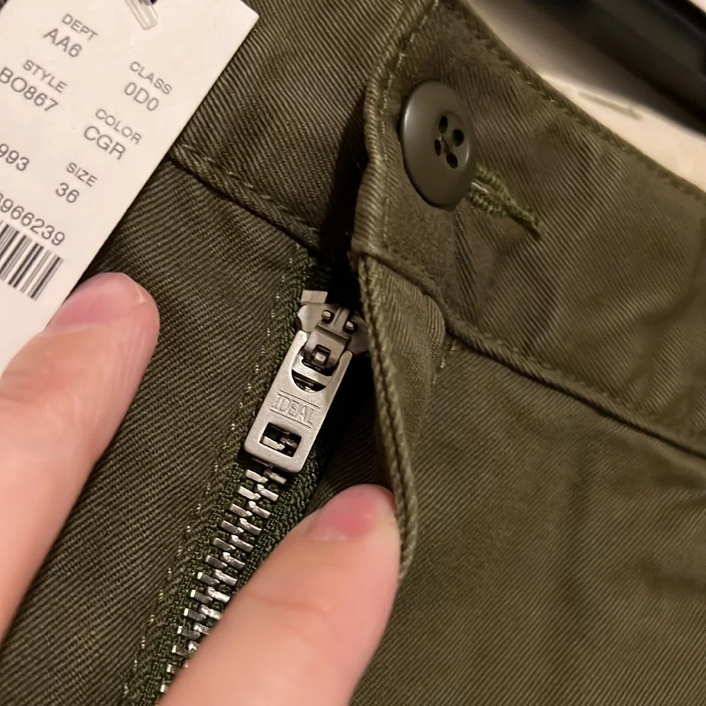 NWT J Crew 10'' cargo short